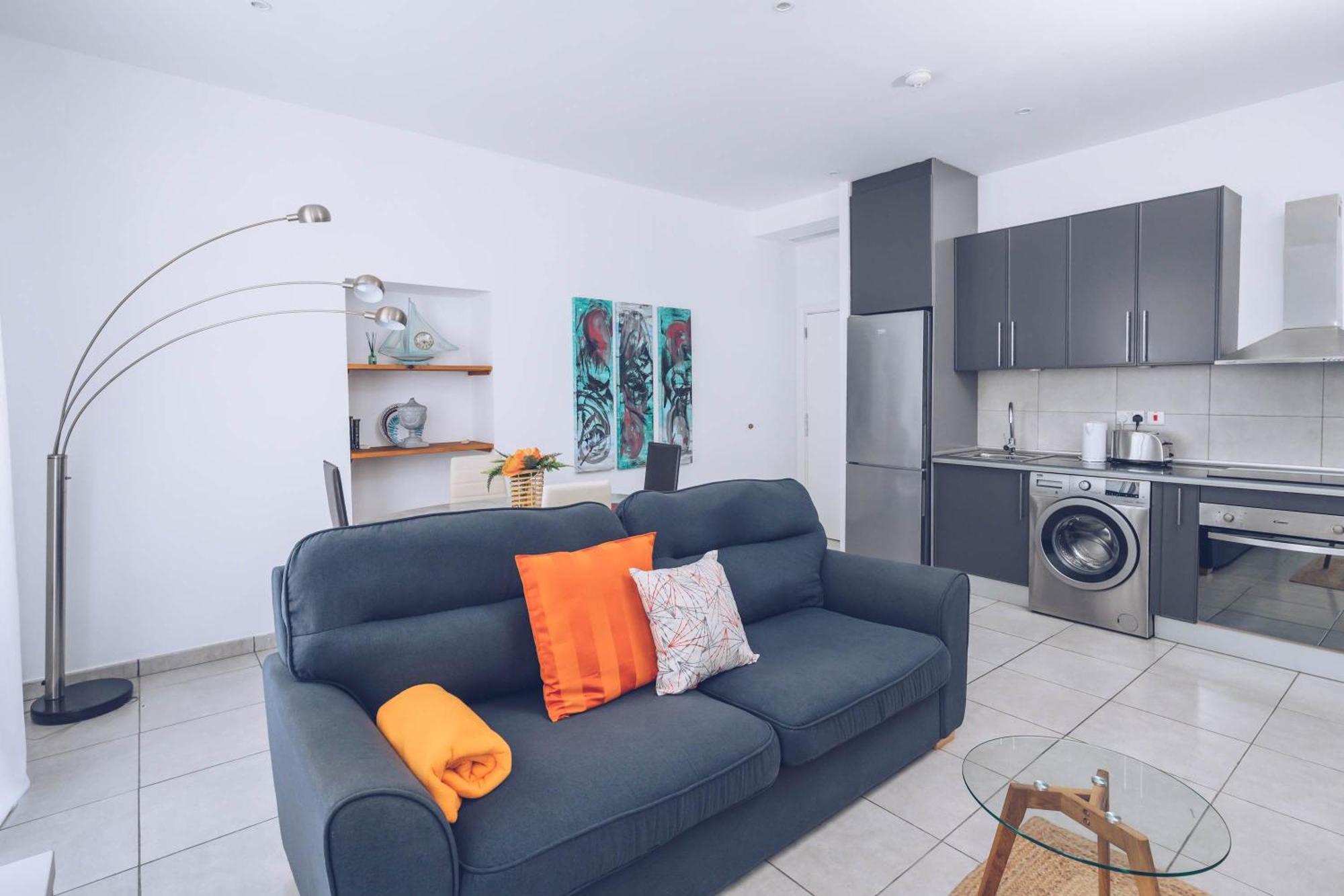 Appartement 2Br In The Zoko Contemporary And Convenient à Gibraltar Extérieur photo